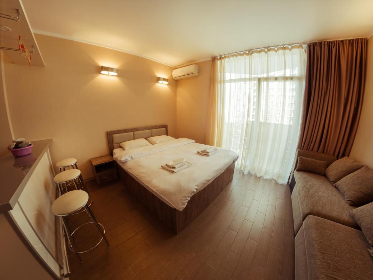 Apart Hotel Orbi Batoemi Buitenkant foto